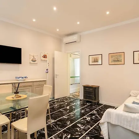 Apartment Sea View And 400 Meters From The